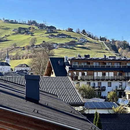 Penthouse Mountain A24 By Alpinresort * 卡普伦