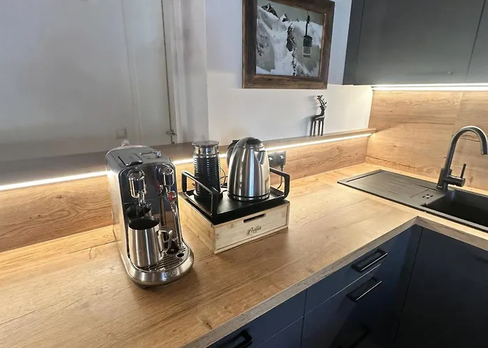 Penthouse Mountain A24 By Alpinresort كابرون